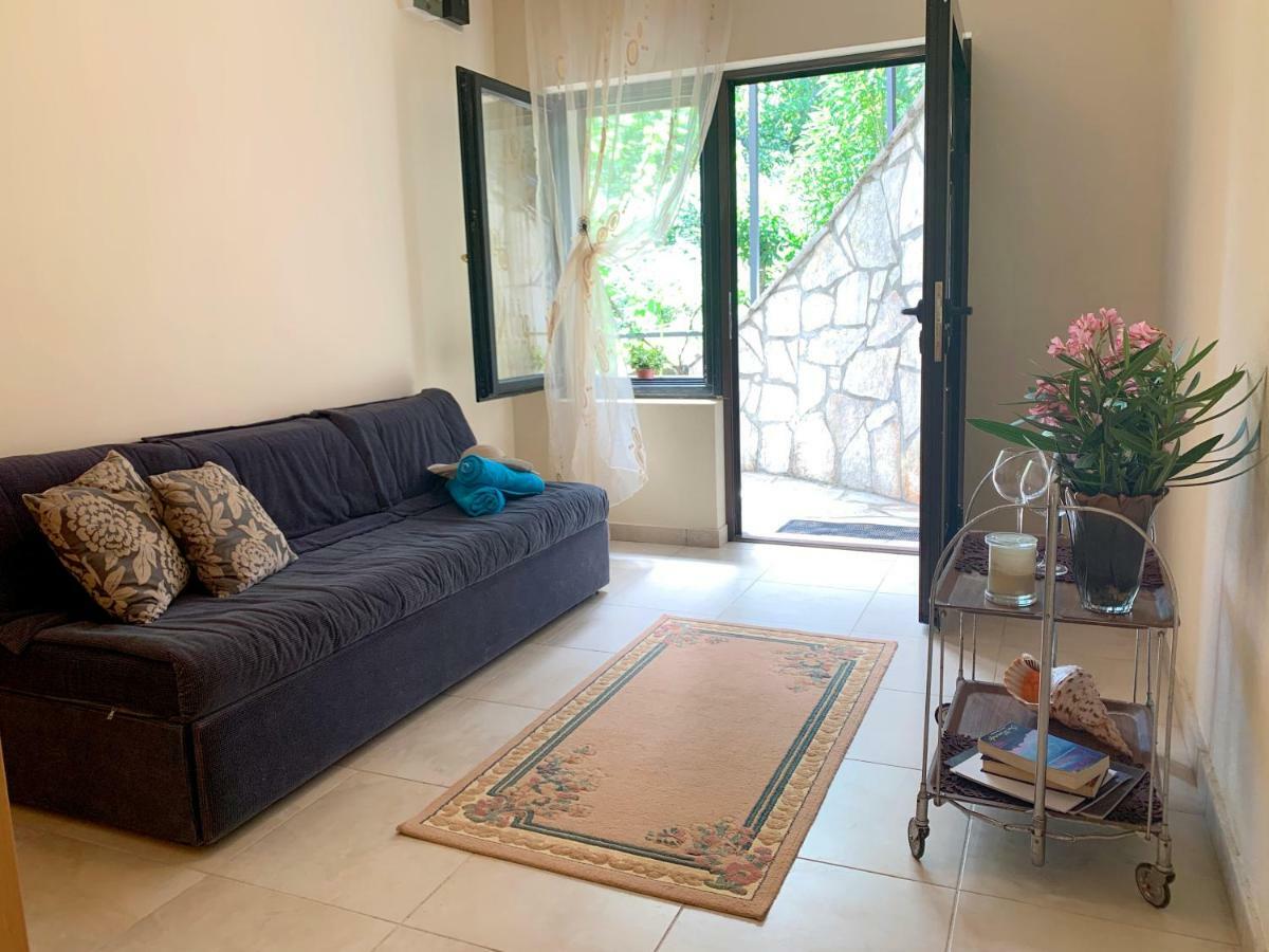 Villa Monte Boutique Apartments In Herceg Novi Bagian luar foto